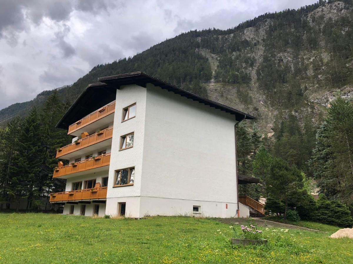 Karwendel-Lodge Scharnitz Extérieur photo