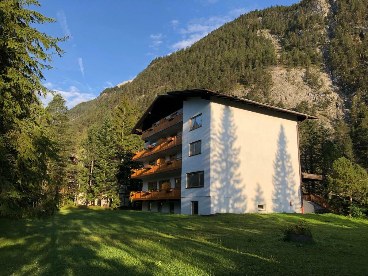 Karwendel-Lodge Scharnitz Extérieur photo